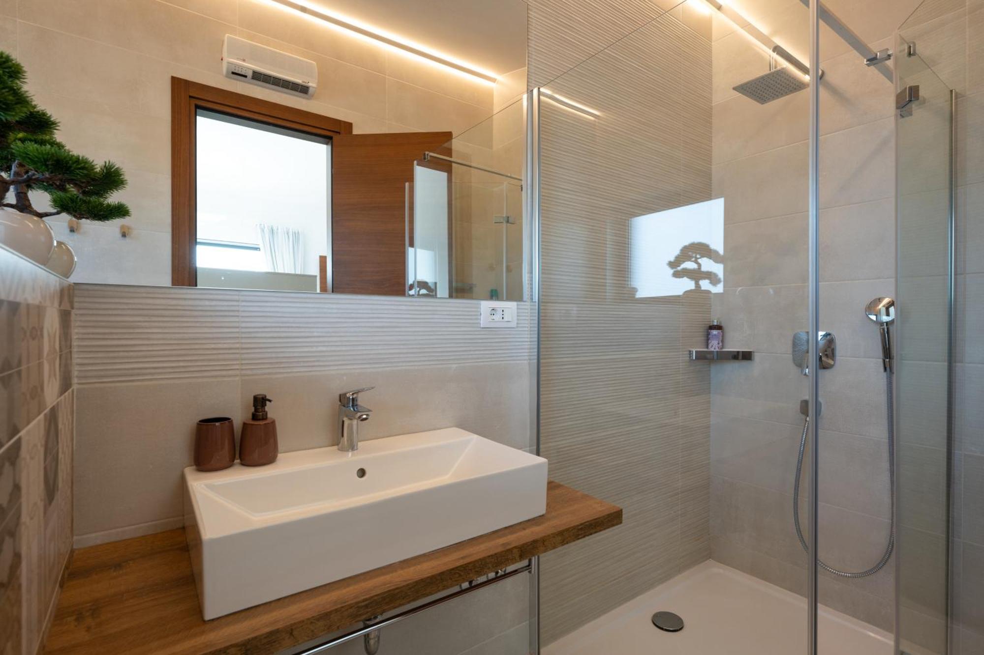 Martincic Residence - 5 Stars Luxury With Pool Heating On 4000M2 Rakalj Exteriér fotografie