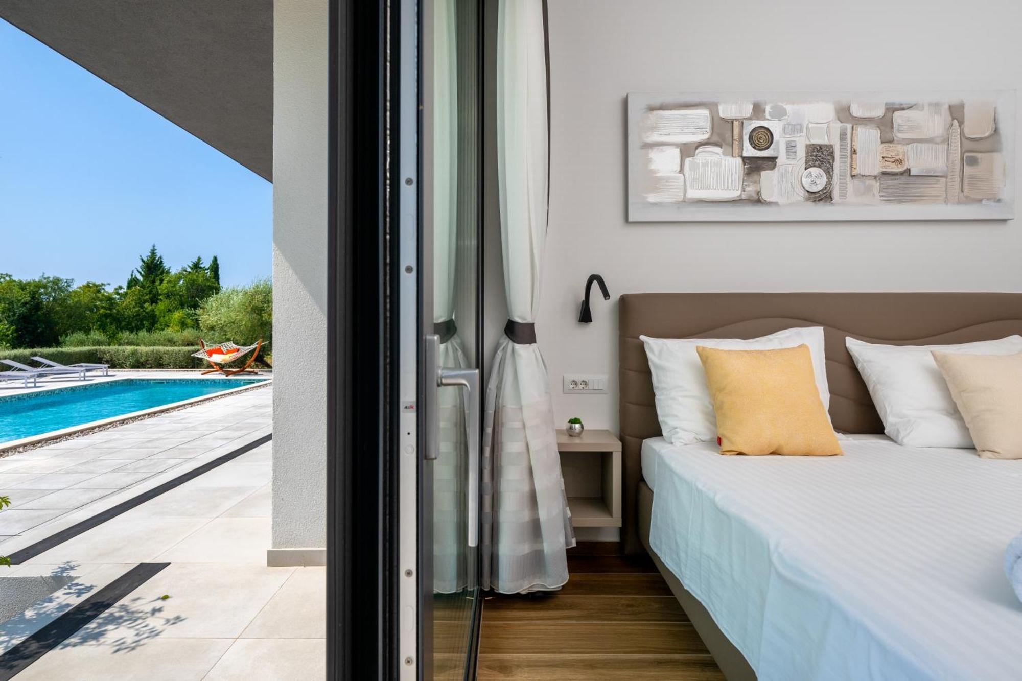 Martincic Residence - 5 Stars Luxury With Pool Heating On 4000M2 Rakalj Exteriér fotografie